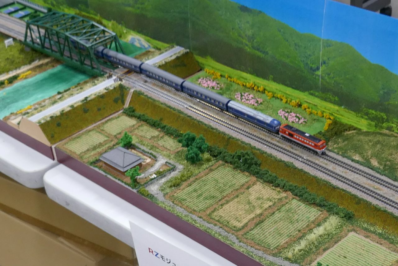 2025年11月07日完成のNゲージ 鉄道ジオラマ 2025年11月07日完成のNゲージ 鉄道ジオラマ
